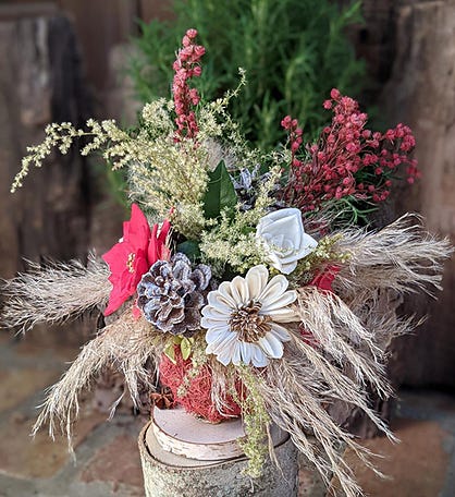 Eco- Friendly Holiday Gift Set: Preserved Flower Centerpiece With Fragr